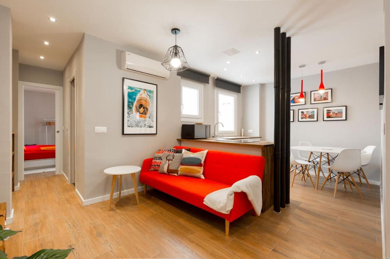 ARMAS 44 - Apartamento de 2 dormitorios, moderno y céntrico, sin ascensor Saragoça Exterior foto